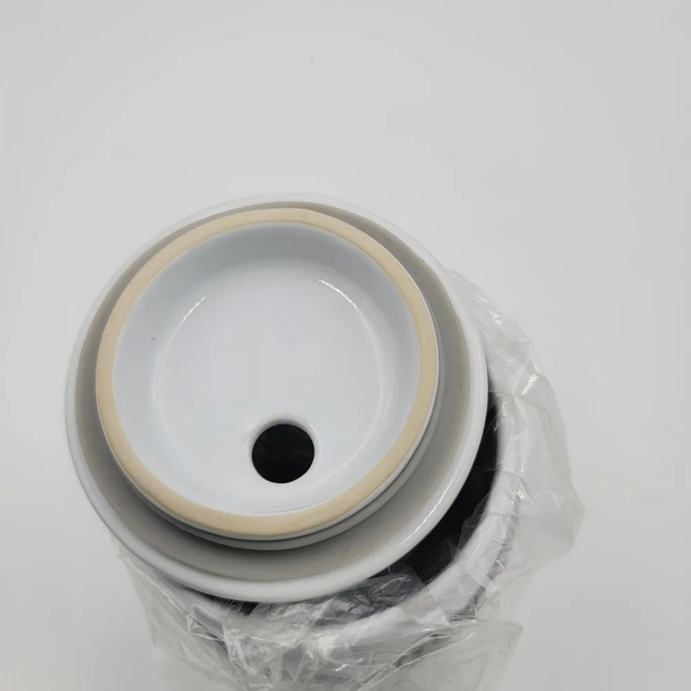 Pampered Chef white round